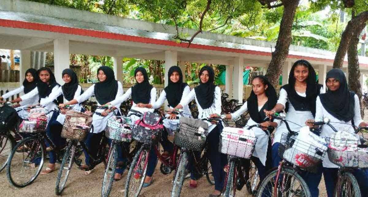 lakshadweep students லட்சத்தீவு மாணவிகள் சீருடை